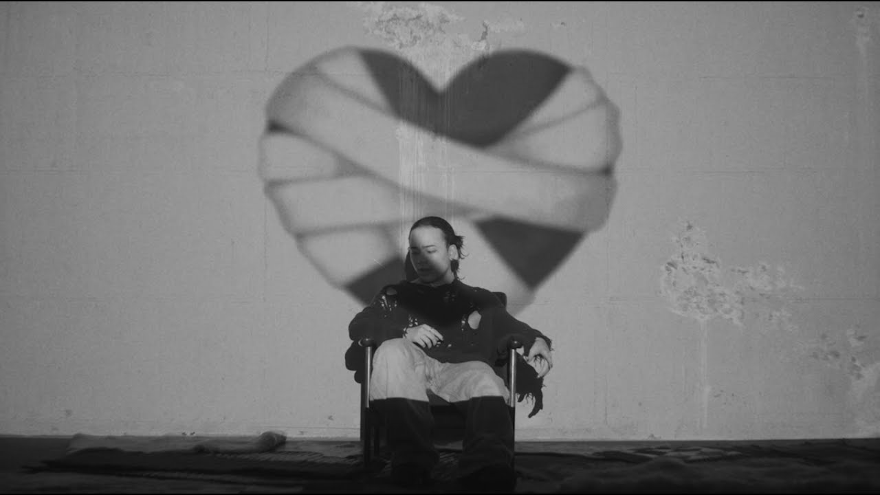 Toxic Luv - 春野：MUSIC VIDEO