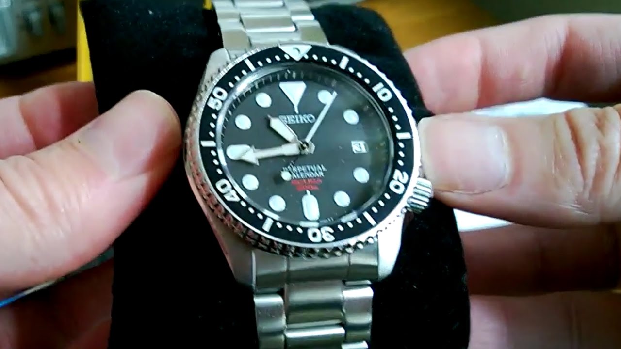 Seiko Prospex SBCM023 dive watch - Japan-Only, 8F35 Quartz, 8-Yr Battery,  Perpetual Calendar - YouTube