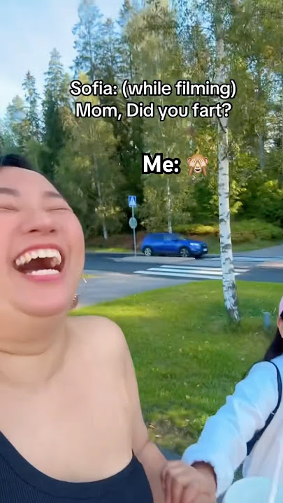 So we just danced like nothing happened? #momdaughterbond #finland #funny moment #sheenachenitaz