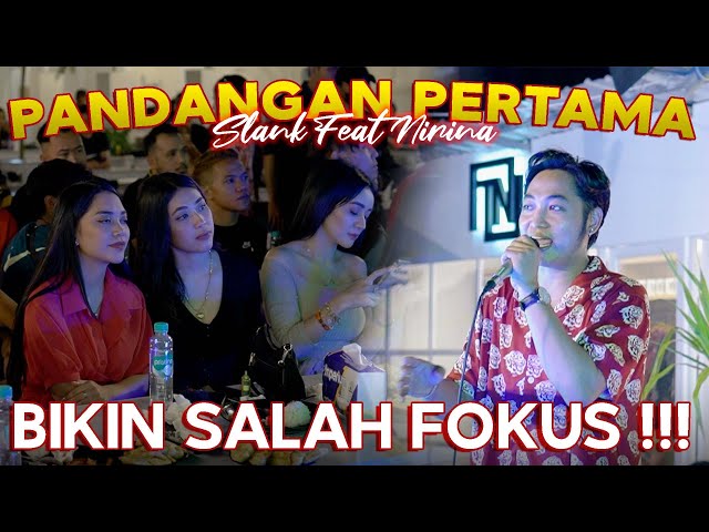 PANDANGAN PERTAMA - SLANK FT. NIRINA ZUBIR | LIVE NGAMEN BY IRWAN class=