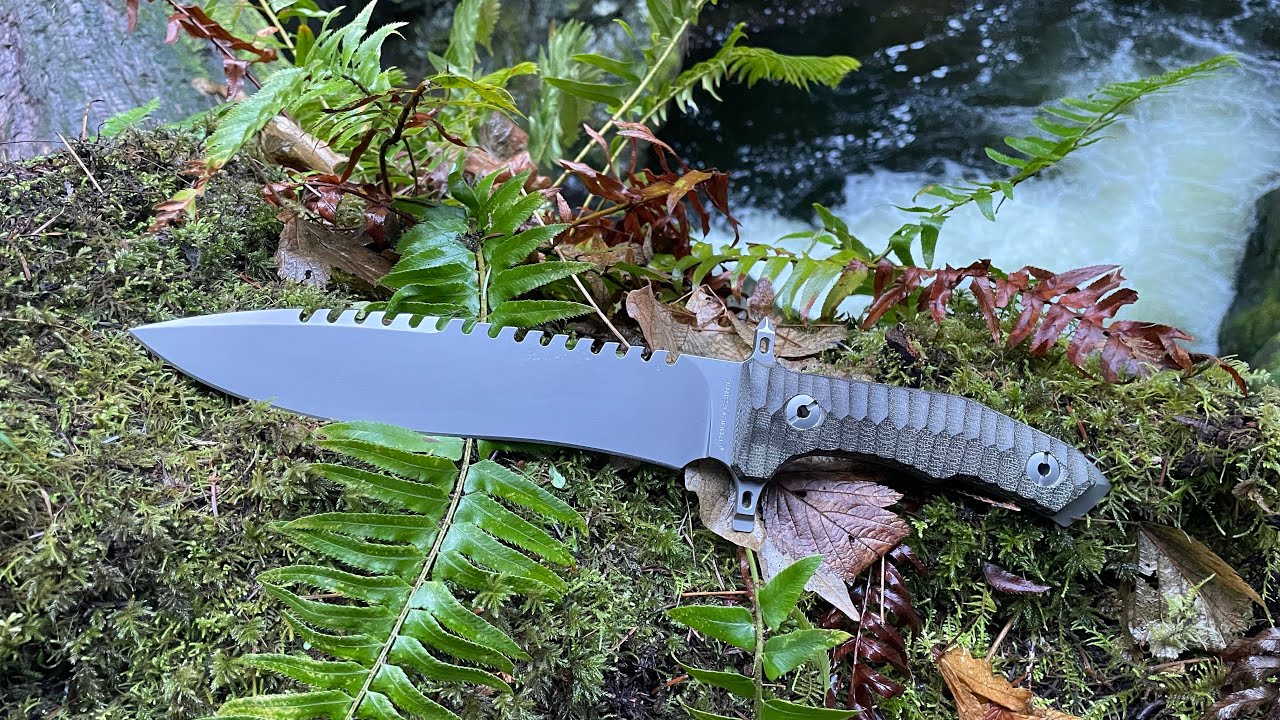 Pohl Force Knife review of Quebec Two and Legacy knives in Vancouver