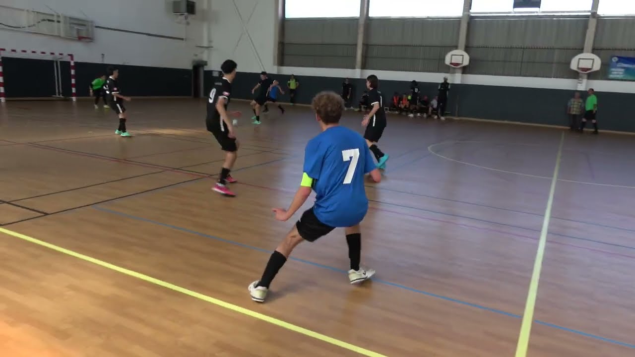 Futsal superbe finale coupe du var u18 saint max futsal contre toulon elite futsal avec 11 buts