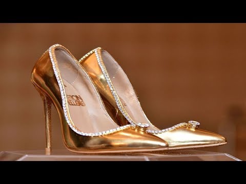 Video: Cipele od čistog zlata predstavljene u Britaniji