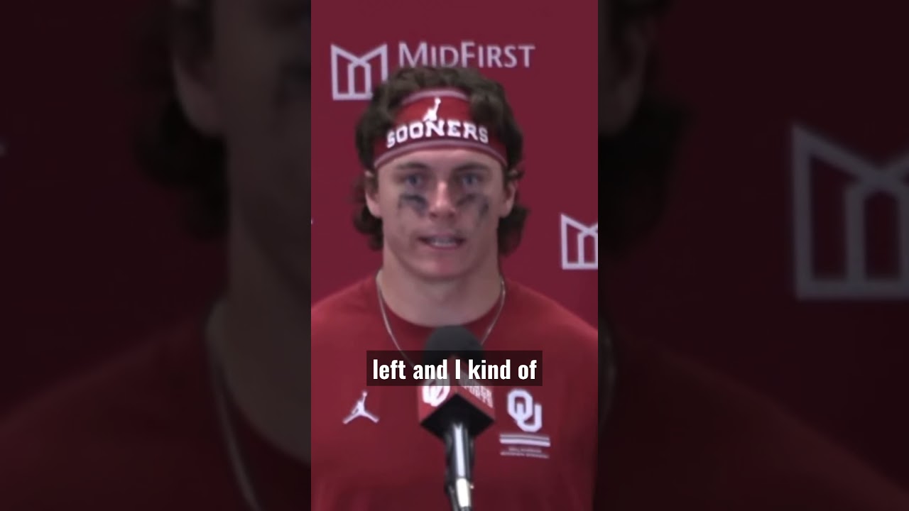 Embarrassing: Fans Alerted Mateer of Open TD 😂