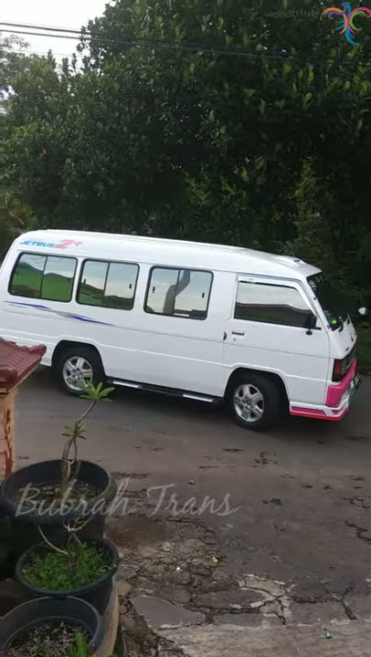 L300 MINIBUS DK BALI | EXE TURIS JERMAN
