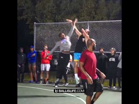 This might be one of the IMPRESSIVE plays I've seen 😳🤯🤯