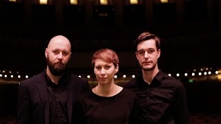 Hundreds - Who Is It? Björk Cover Berlin Sessions