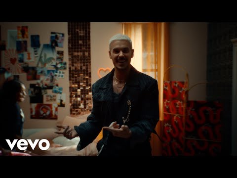 Смотреть клип M. Pokora, Fally Ipupa - Chez Toi, Chez Moi