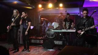 Performed at the 15th week of soundcheck live - june 22nd 2016 lucky
strike live! keep up with action
http://www.facebook.com/luckystrikelive, and ...