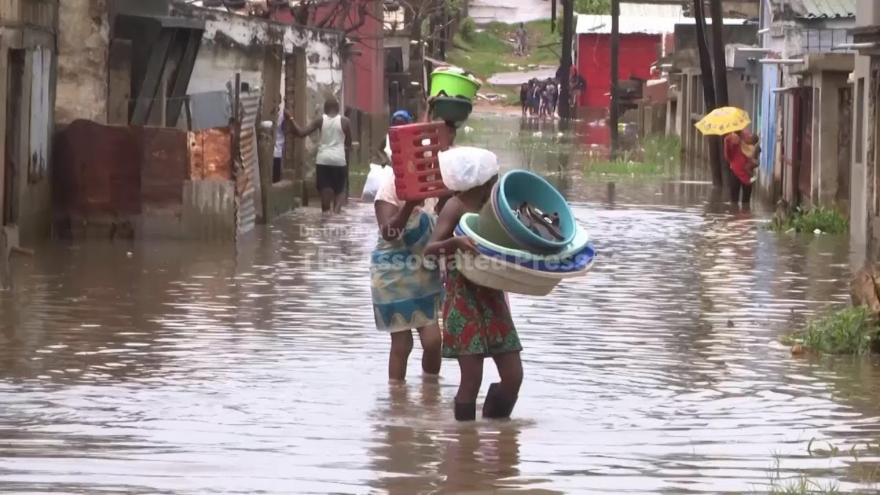 Many reported dead in Mozambique as floods hit southern Africa region