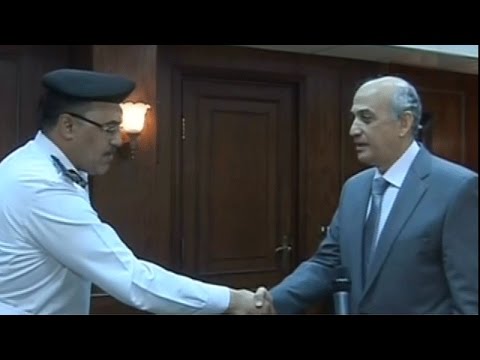 أخبار مصر تكريم أمين شرطة لتفانيه في أداء عمله