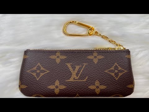 🔑 Louis Vuitton Key Pouch styles, how to open & what fits inside 