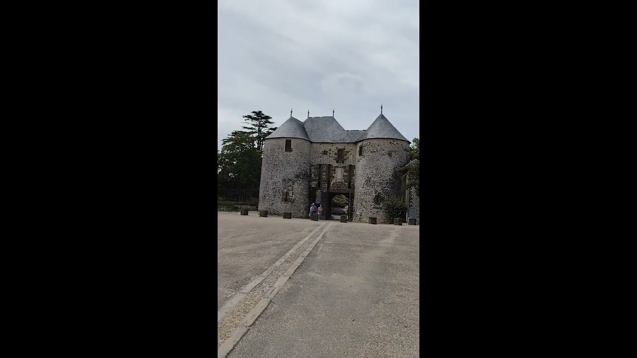 ✅ Visite et découverte du village de Fresnay sur Sarthe 