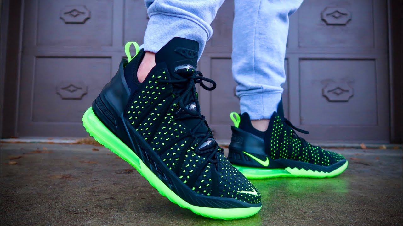 lebron 18 dunkman