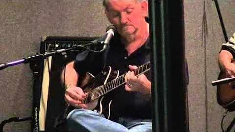 Don Groves sings  When Jesus Calls Me Home