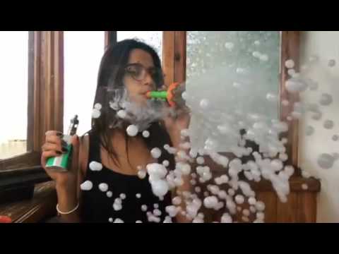 Vape Tricks Girls Amazing (4)