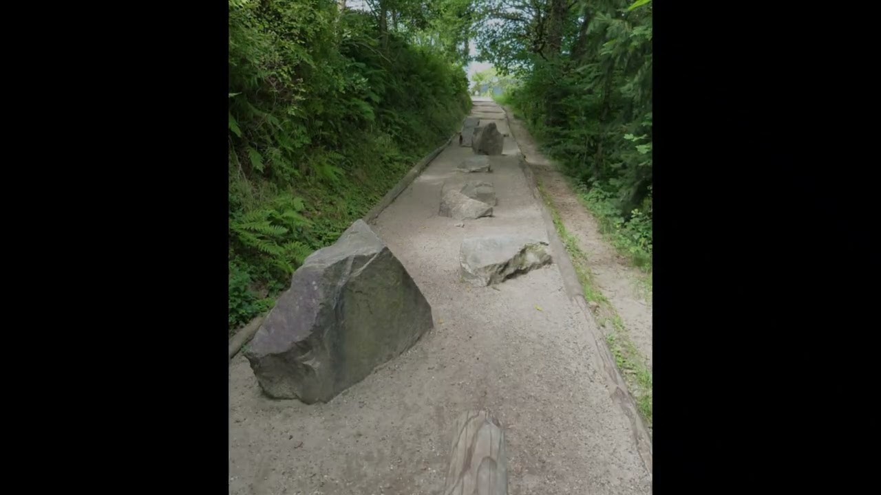 Gutach,  un sentier pieds nus, en Forêt Noire