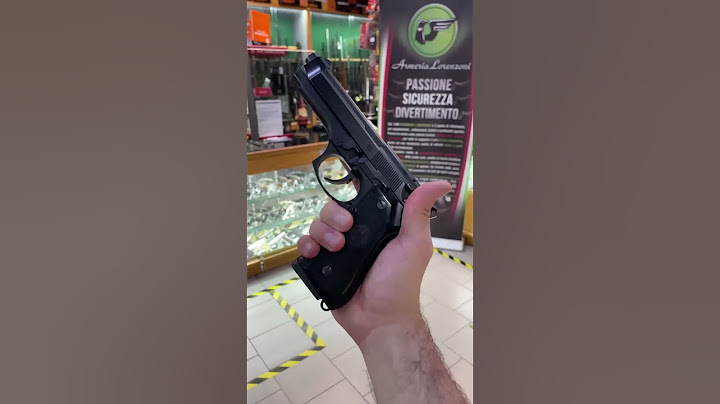 Beretta 92 in 1 minuto! #Shorts