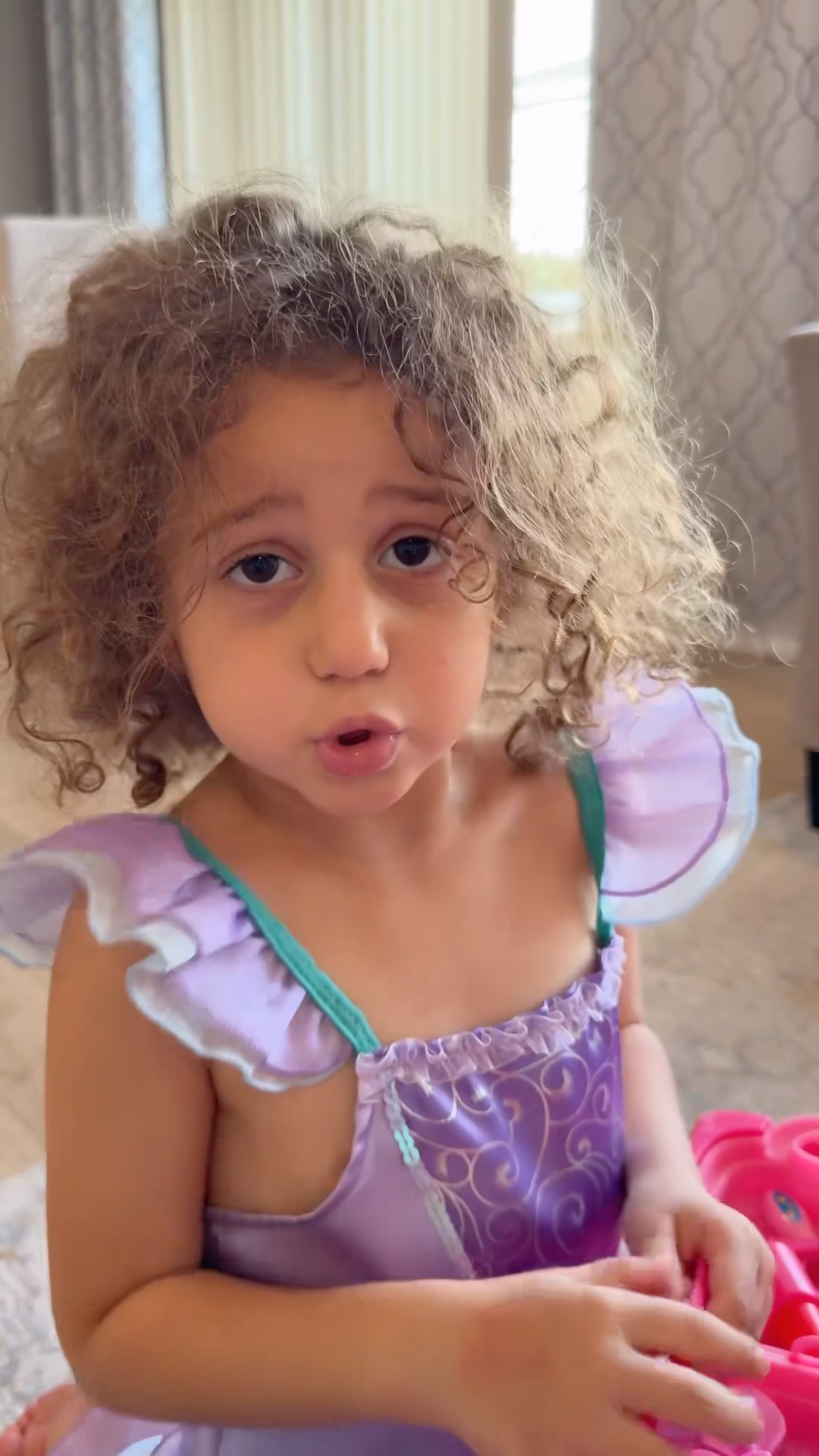 The goo sister - sharing is caring - always share - #kidslearning