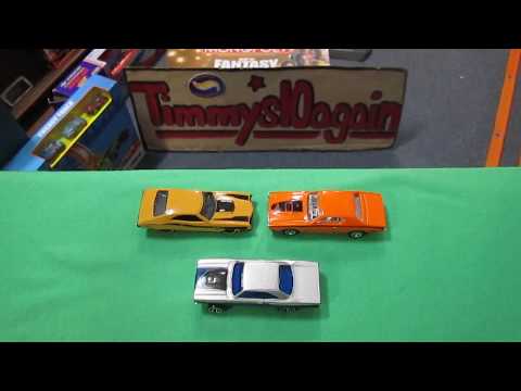 70's-muscle-race---'72-ford-gran-torino-vs-'71-dodge-charger-vs-'70-road-runner