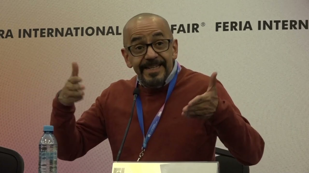 Presentación del libro Ya déjame en paz, mama de Mario Guerra en la FIL Guadalajara 2024