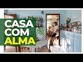 CASA LINDA DO FOTÓGRAFO VIAJANTE QUE AMA GARIMPOS, MUITAS PLANTAS E ARQUITETURA PRESERVADA