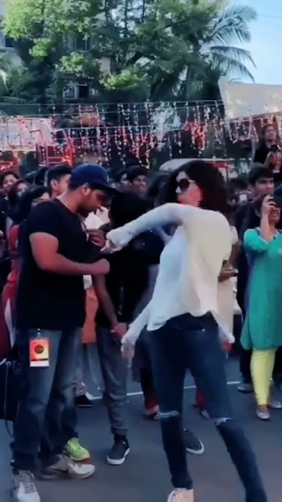 Sushmita sen public dance#shorts #shortsvideo #youtubeshorts #viral #viralshorts#trending