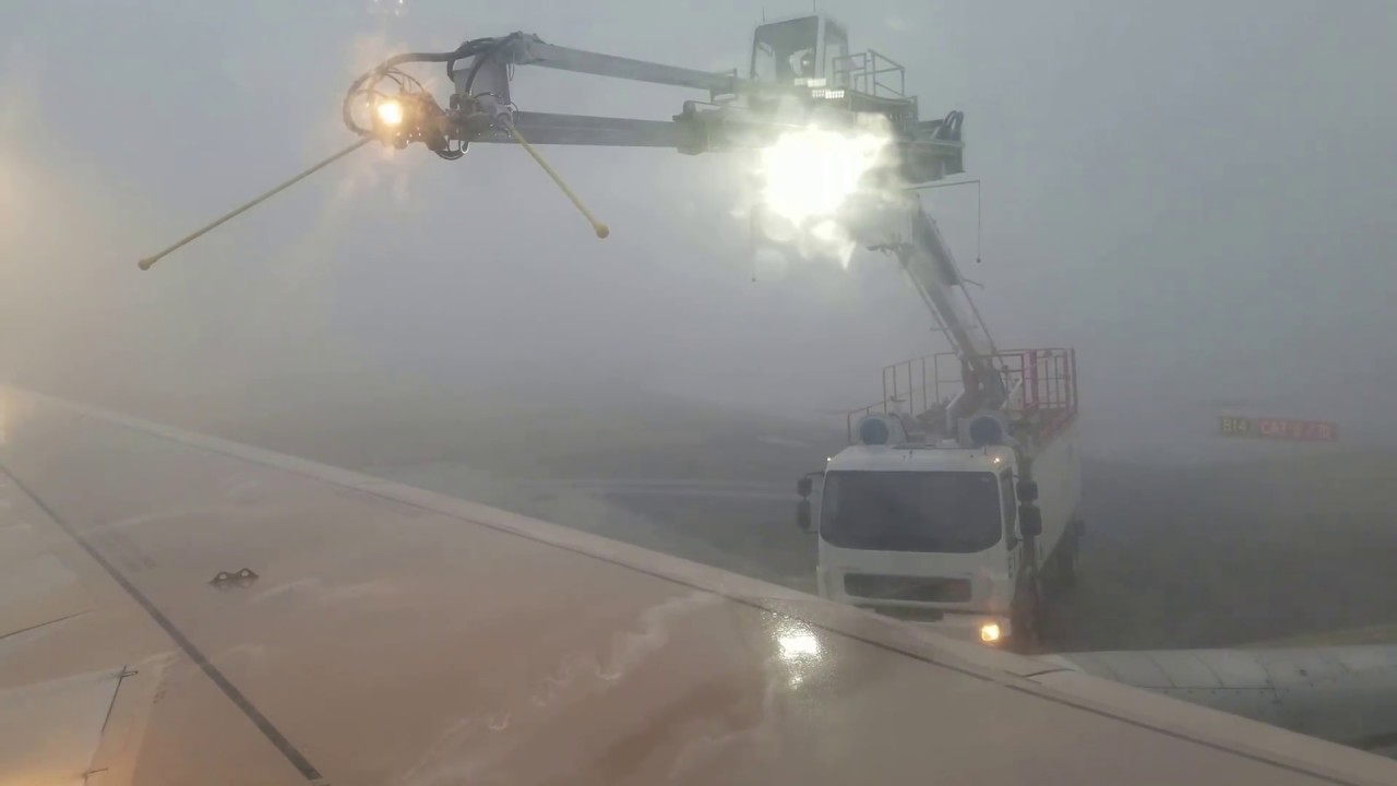 Plane Deicing YouTube