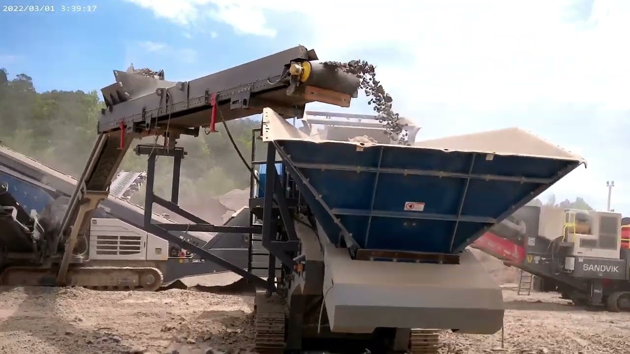 Mobicone MCO 9i Crusher in Operation!