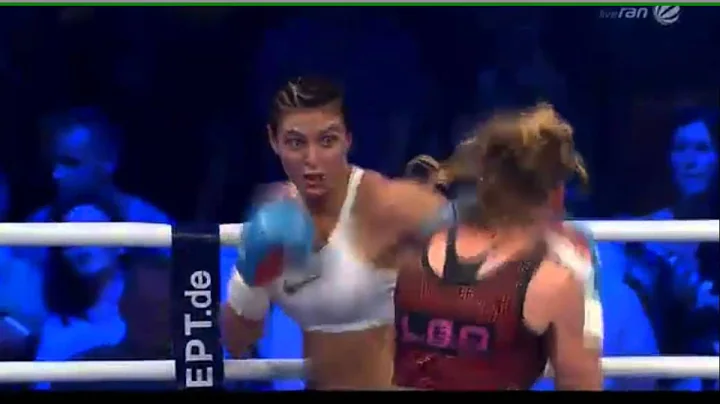 Christina Hammer vs Anne Sophie Mathis - weird  DQ