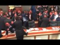 Massenschlägerei im türkischen Parlament