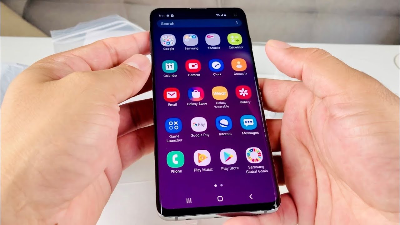 Samsung Galaxy S10 Amazon Renewed Review (2020) - YouTube