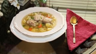 Уха из осетра. Рецепт ухи из осетра пошагово. Как приготовить уху быстро и вкусно(По такому рецепту... Можно использовать любую рыбу без костей..., 2016-06-27T22:56:34.000Z)