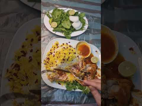 زرشك پلو وي ه الدجاج من اليوم موجود ف مطعم القائدي عيشوا الطعم الأصيل وي انه اكسبلور البحرين