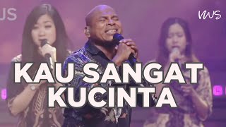 Kau sangat Kucinta ( Franky Sihombing ) by Vriego Soplely || GSJS Pakuwon Mall, Surabaya