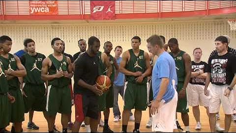 Chris Paul Demonstrates the Importance of a Ball Screen | Five-Star Basketball