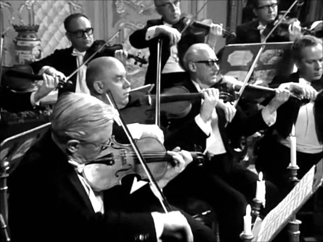 Mozart - Concerto pour violon n°5: 1er mvt : V.Repin / Orch Chbre Vienne / Y.Menuhin