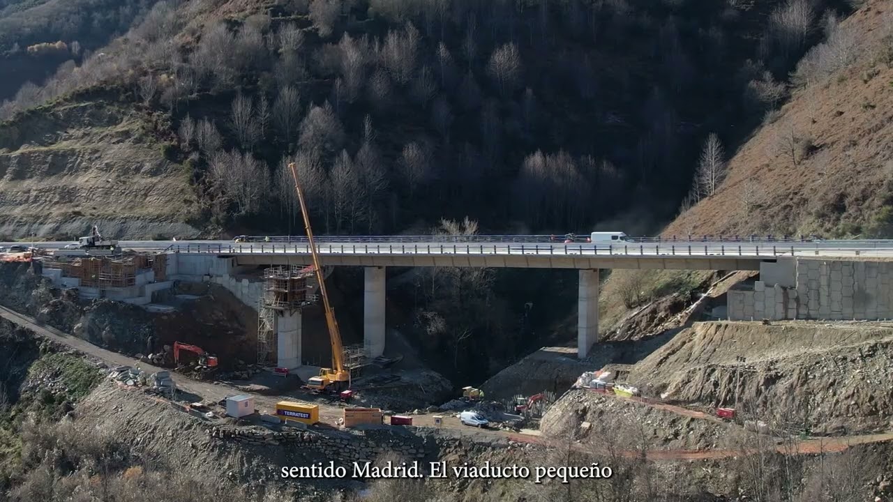 Construcción y apertura al tráfico del viaducto del Castro