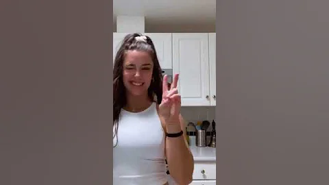 Muscle girl flex super Biceps and abs #youtubeshorts