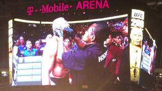 BROCK LESNAR ENTRANCE AND INTRODUCTION UFC 200 LAS VEGAS