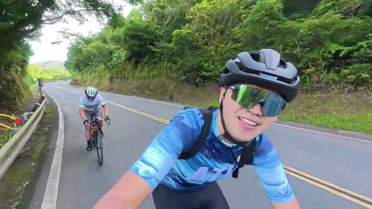 北宜騎車⋯好刺激  差點被🐒尻 / 露營單車旅 / 公路車後背攜車架開箱！/ 百人大團露 / YAKIMA 設備開箱儀式感都來了 / 公路車 / CT Yeh