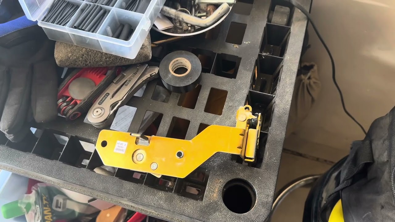 How to and how not to fix your Kawasaki Ridge popping door issue!