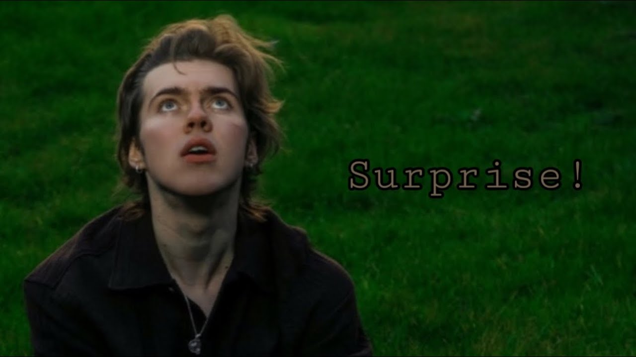 YouTubeでLivingston - Surprise!を視聴 YouTubeでLivingston - Surprise!を視聴