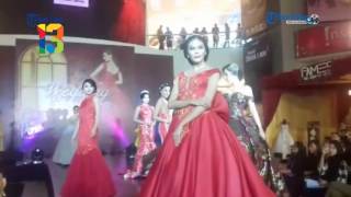 Model Peragakan Gaun Pengantin di Wedding Exhibition 2017 Model Peragakan Gaun Pengantin di Wedding Exhibition 2017