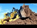 Big daddy of bulldozers | Caterpillar D11