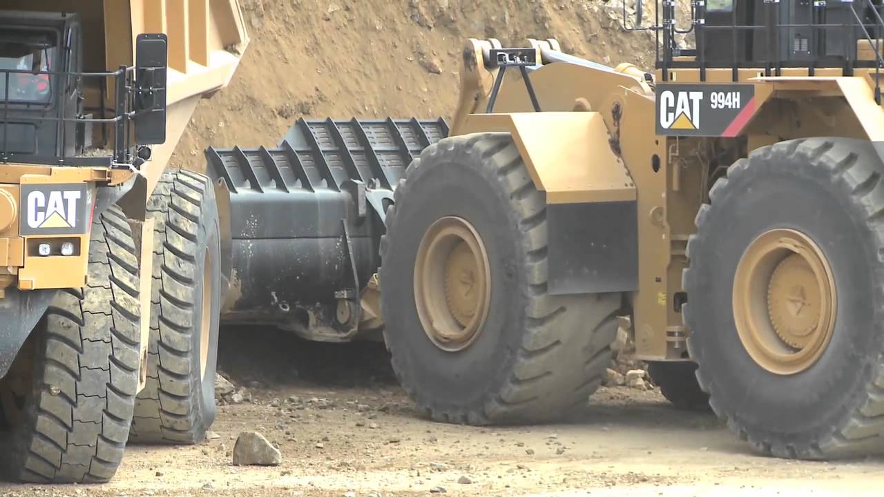 Caterpillar Mining Fleet Demo: MINExpo 2012 at Tinaja Hills (Full Lineup)