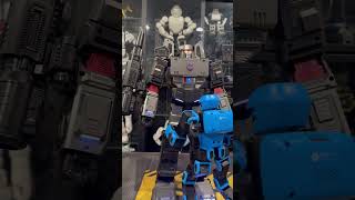 Robosen Megatron VS K1 Robot Twins