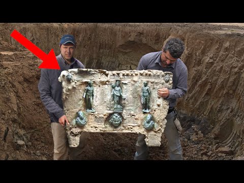 Archaeologists Were Surprised When They Found This Ancient Roman Safe Filled With Valuable Artifacts