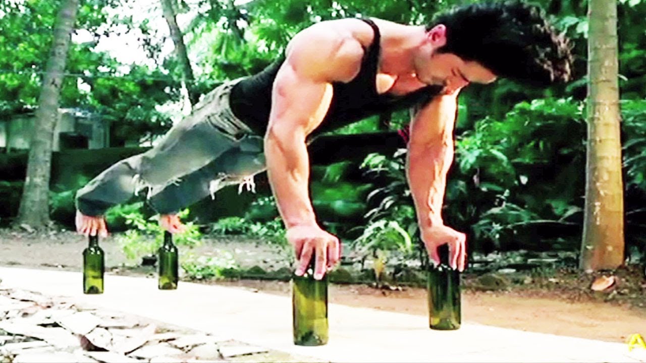 Vidyut Jamwal Performs Push Ups On Glass Bottles  MUST WATCH