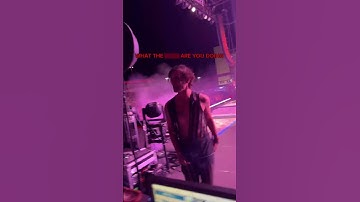🎤 When the monitor engineer tries to upstage the artist 📷 Nick Dewar & The All-American Rejects